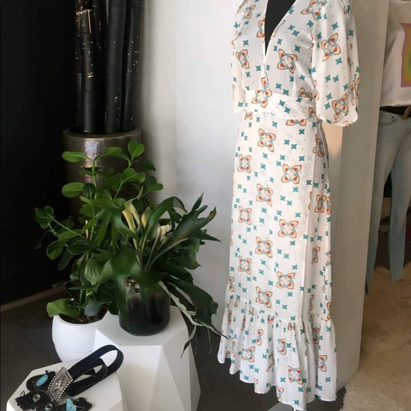 Jessie Western Silk Wrap Dress M Swallow Ruffle - Picture 14 of 15